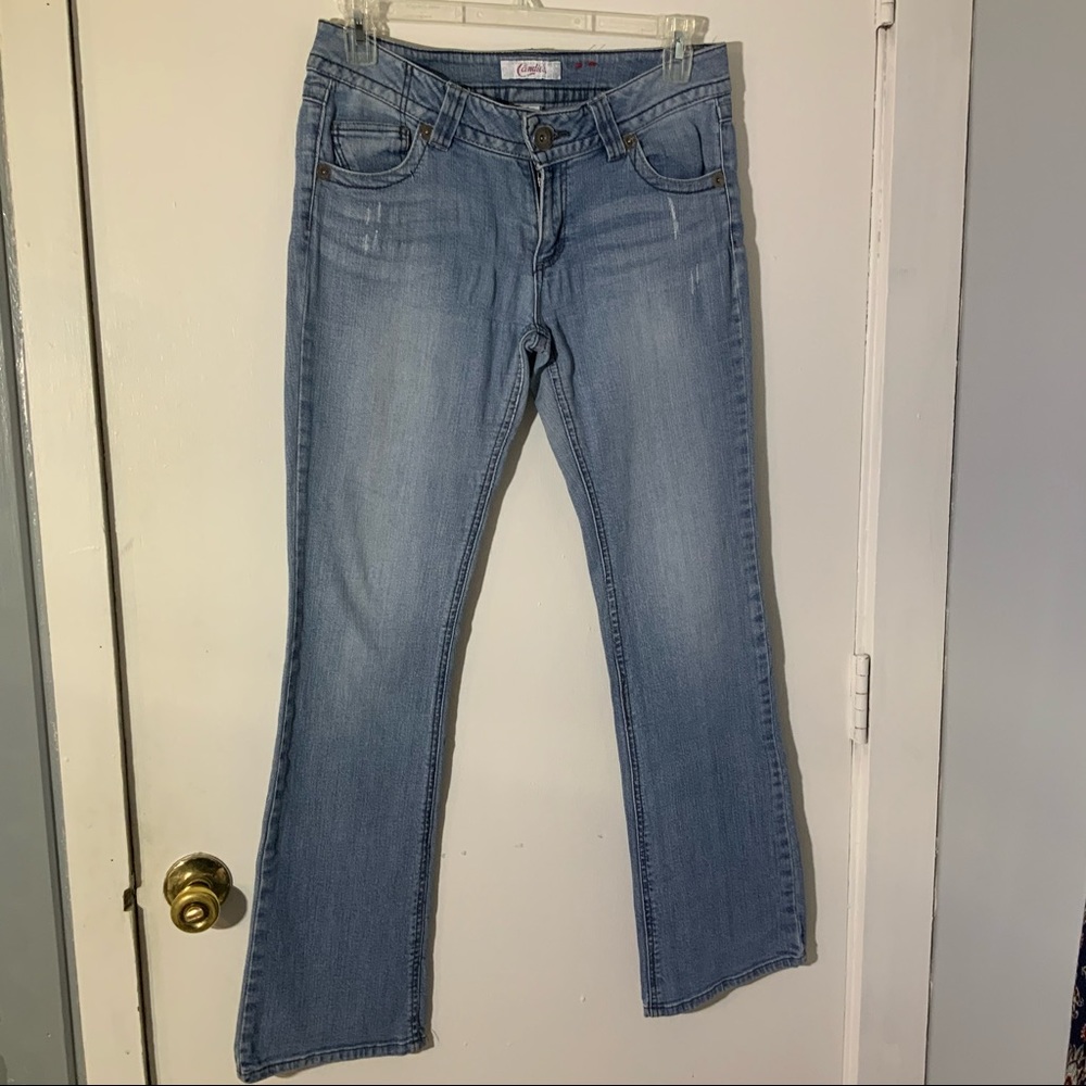 CANDIE’S DISTRESSED BOOT CUT JEANS SZ 9